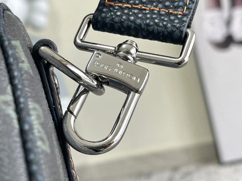 LV Travel Bags 4233H-1016