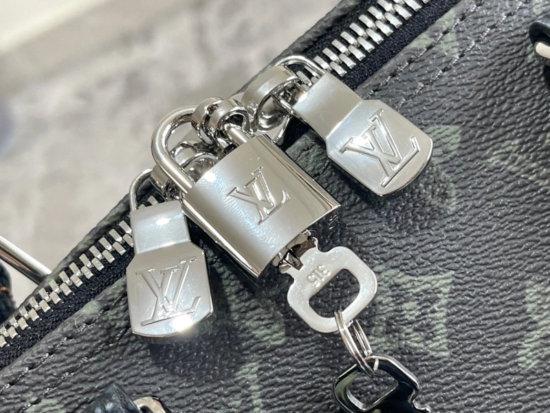 LV Travel Bags 4233H-1016