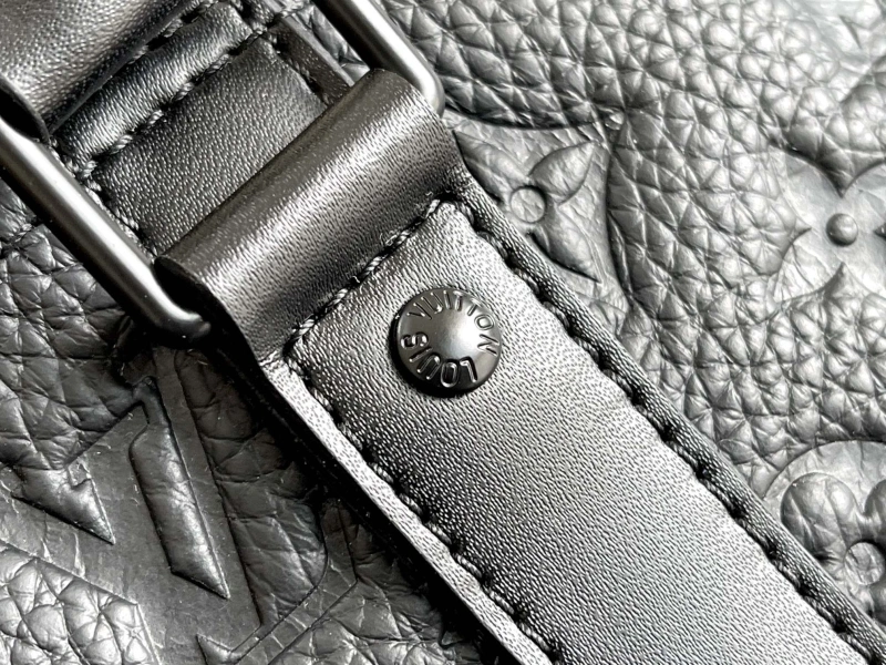LV Travel Bags 4233H-1028