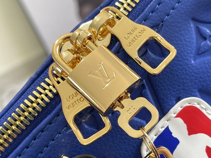 LV Travel Bags 4233H-1038