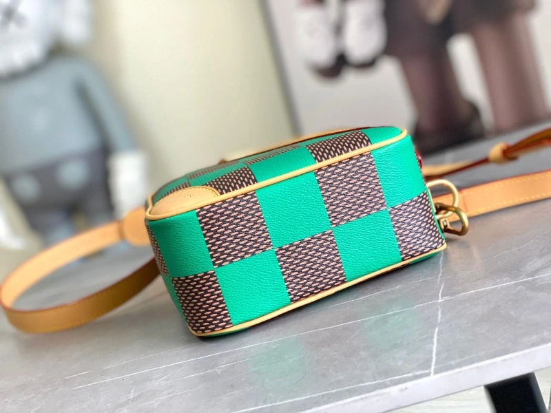 LV Box Bags 4233H-1073