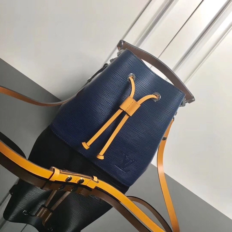 LV Bucket Bags 4233H-1123