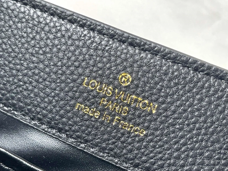LV Capucines Bags 4233H-1190