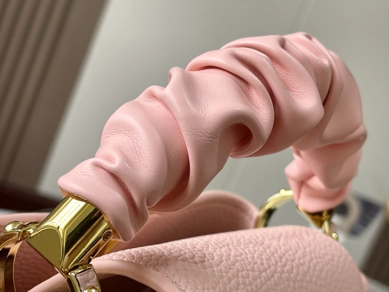 LV Capucines Bags 4233H-1226