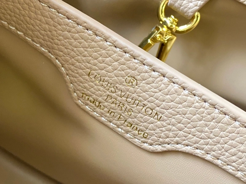 LV Capucines Bags 4233H-1282
