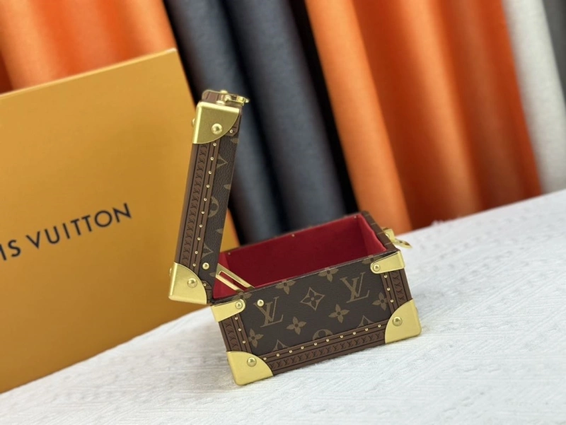 LV Box Bags 4233H-1388