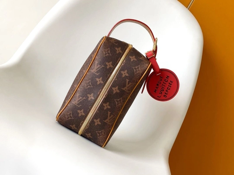 LV Cosmetic Bags 4233H-1400