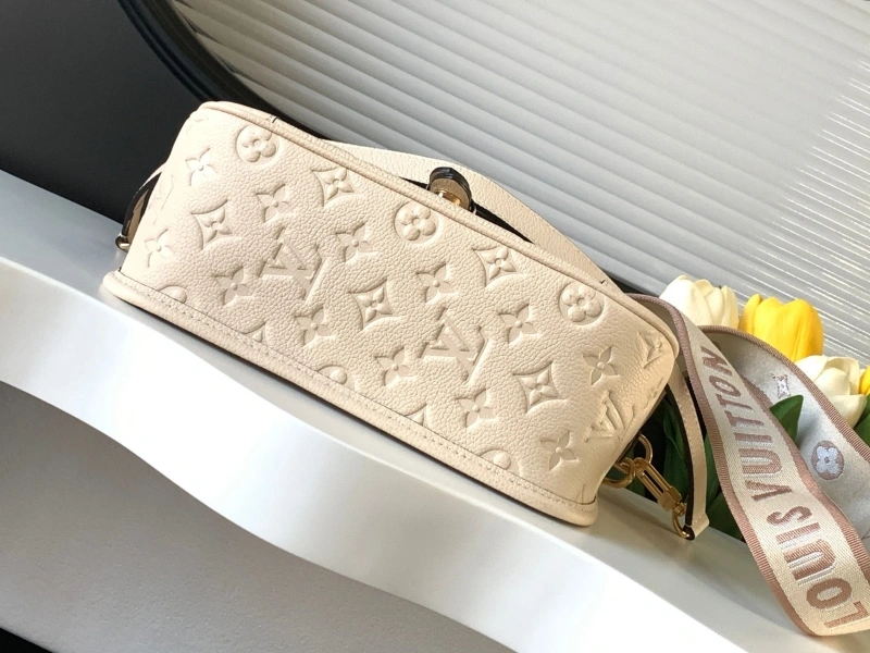 LV Satchel bags 4233H-1473