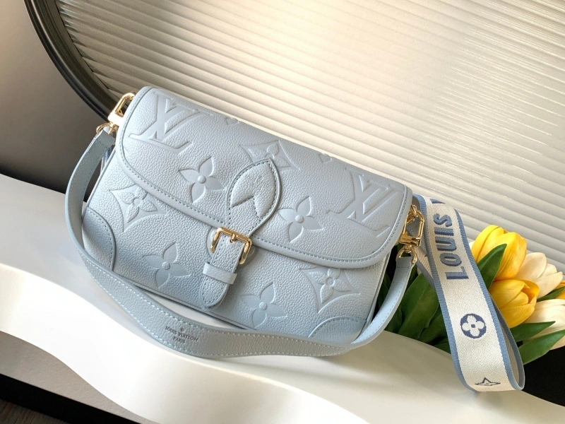 LV Satchel bags 4233H-1474
