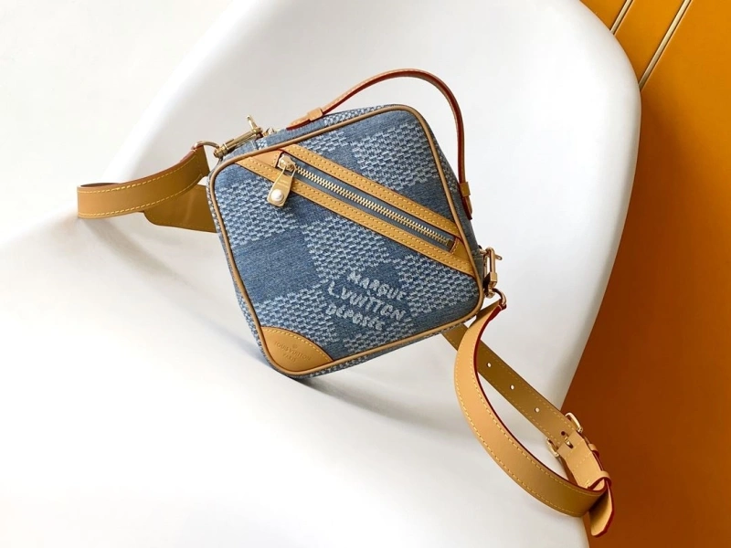 LV Box Bags 4233H-1484
