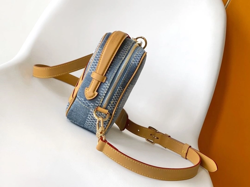 LV Box Bags 4233H-1484