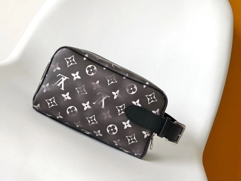 LV Cosmetic Bags 4233H-1487