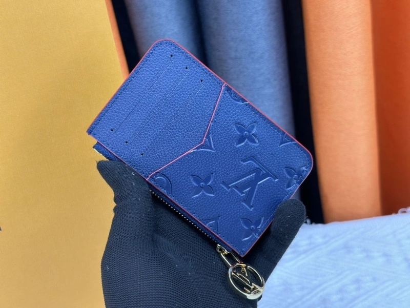 LV Wallets 4233H-1529