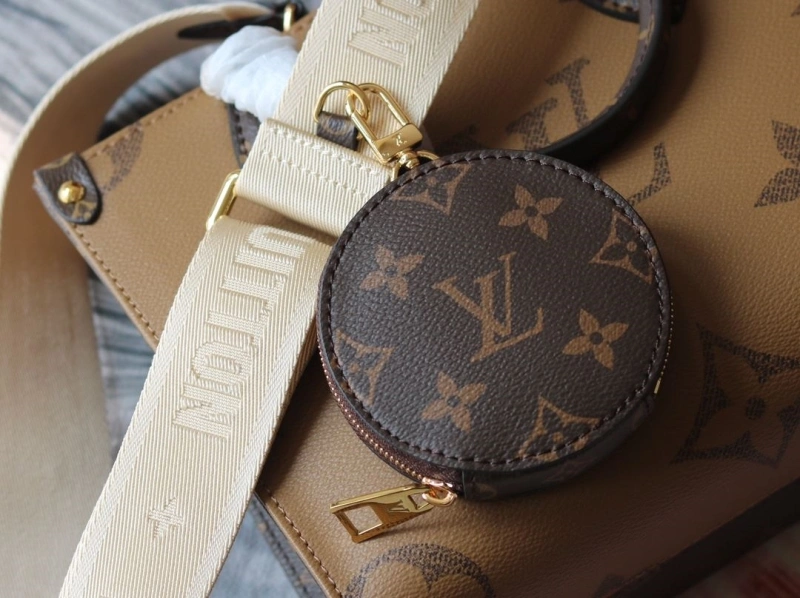 LV Shopping Bags 4233H-1562