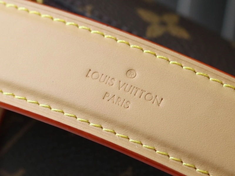 LV Box Bags 4233H-1610