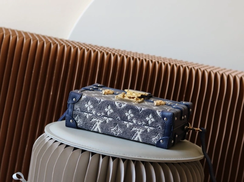 LV Box Bags 4233H-1652