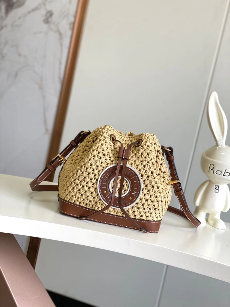 LV Bucket Bags 4233H-1654