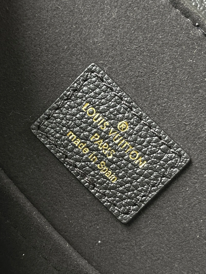 LV Backpacks 4233H-1706