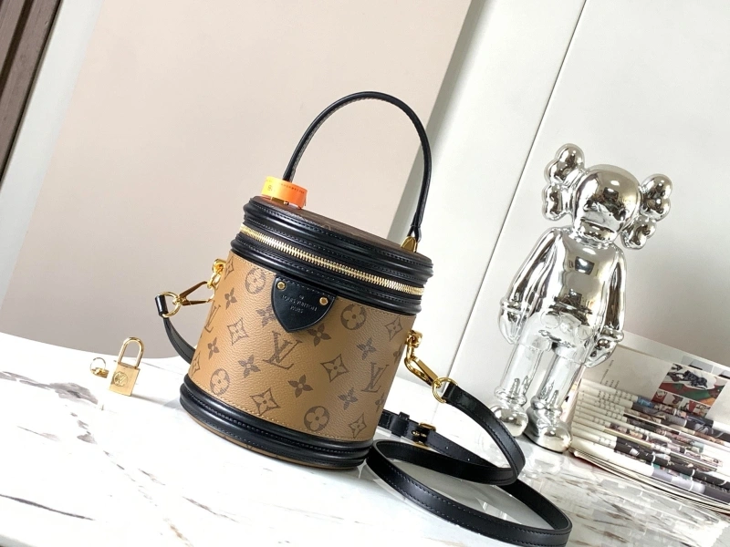 LV Round Bags 4233H-1718