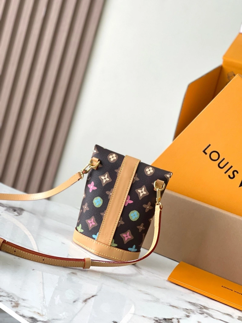 LV Bucket Bags 4233H-1724