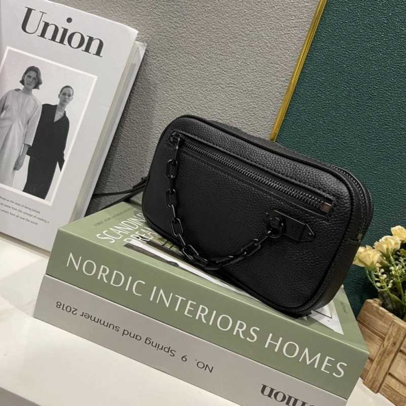 LV Clutch Bags 4233H-1916