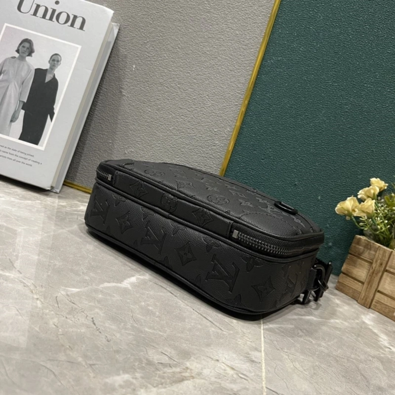 LV Satchel bags 4233H-1922
