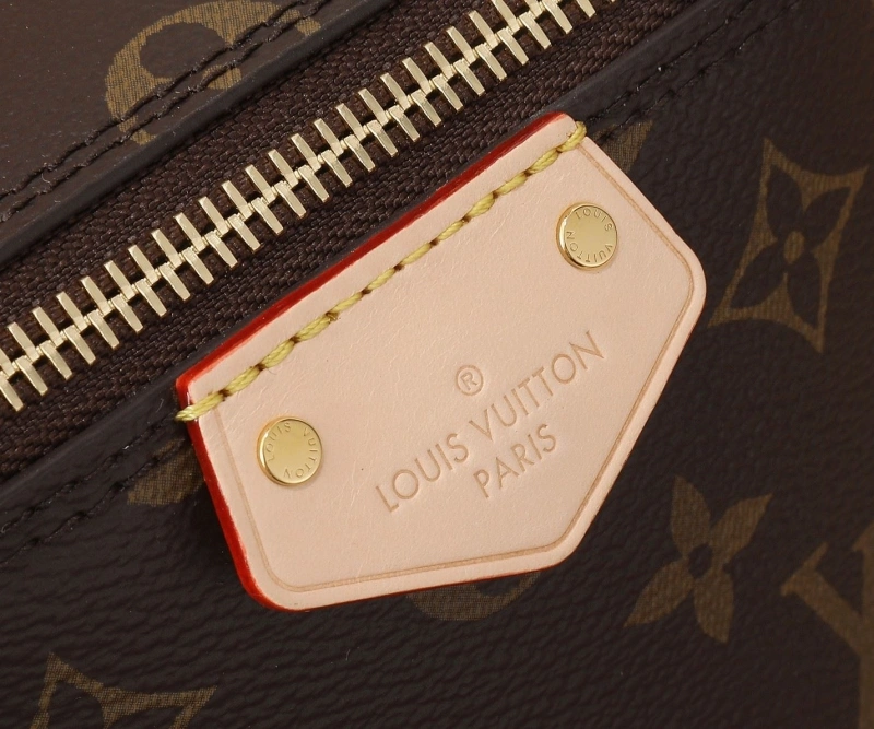 LV Cosmetic Bags 4233H-2125