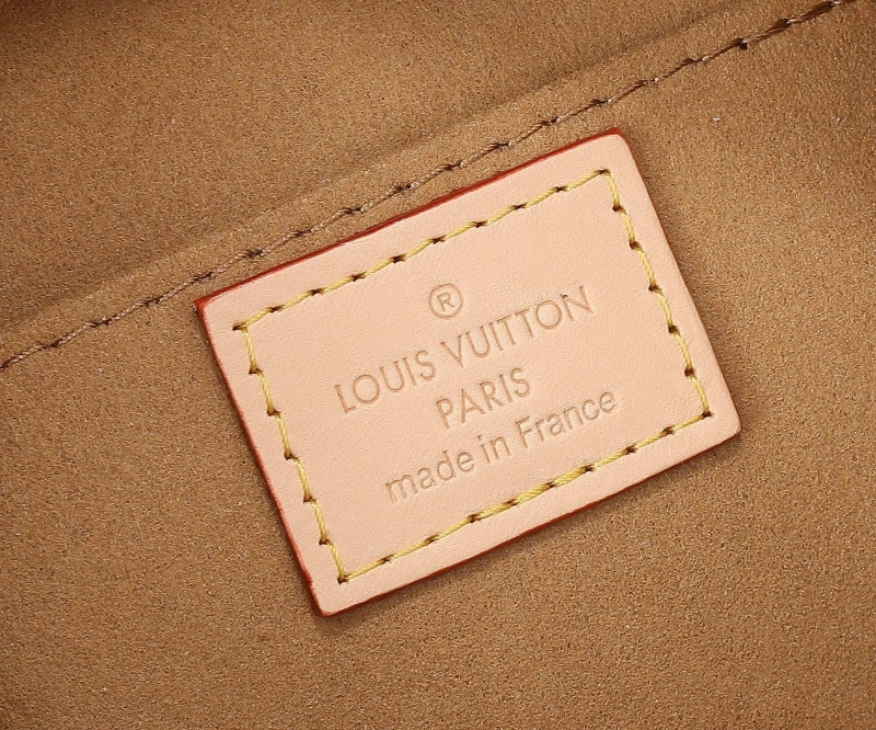 LV Cosmetic Bags 4233H-2125