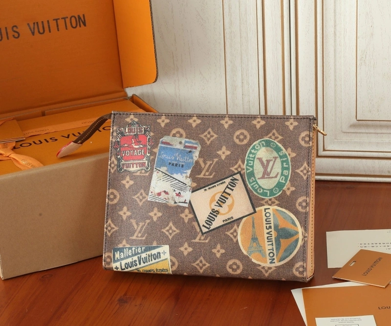 LV Clutch Bags 4233H-2143