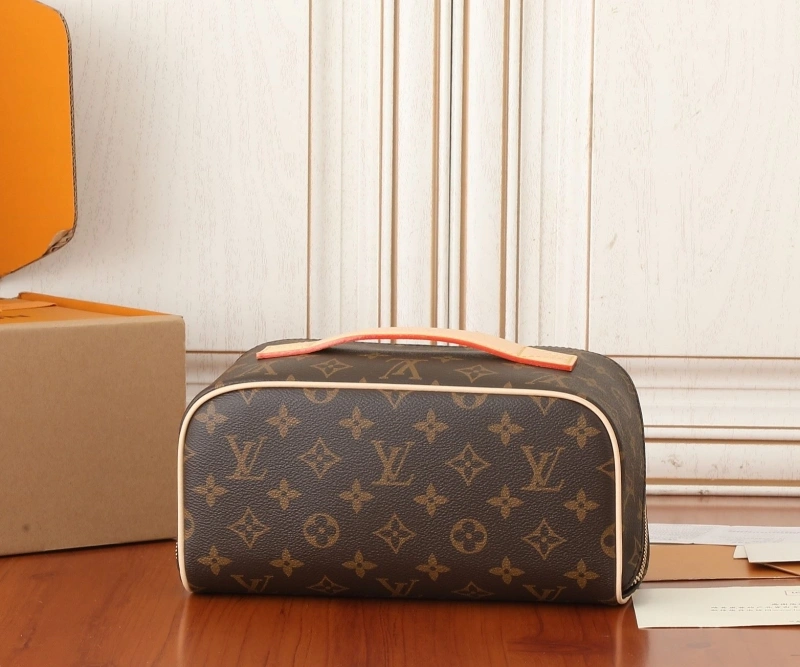 LV Cosmetic Bags 4233H-2147