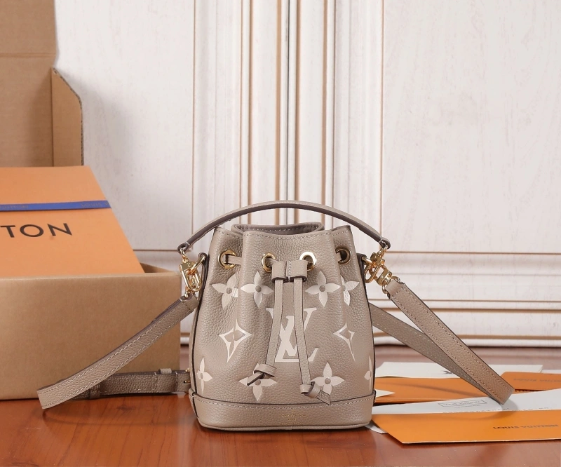 LV Bucket Bags 4233H-2337