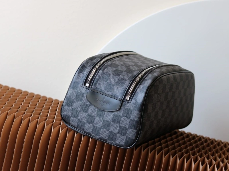 LV Cosmetic Bags 4233H-2458