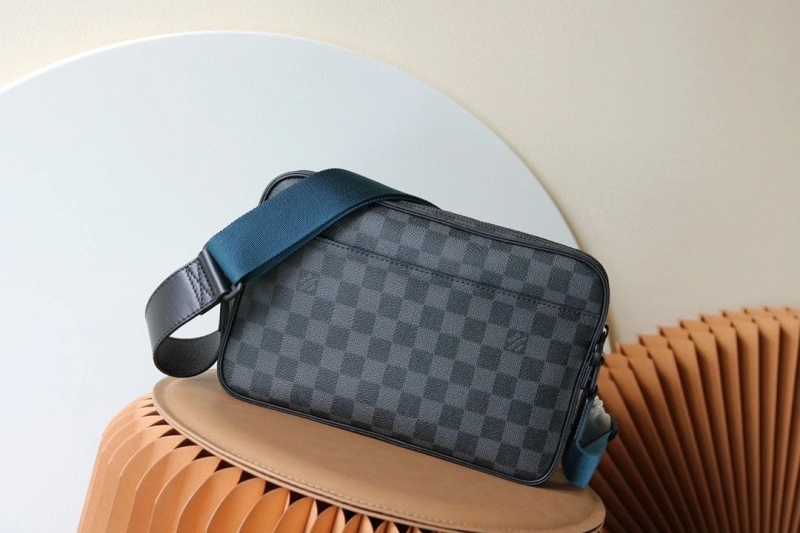 LV Satchel bags 4233H-2501