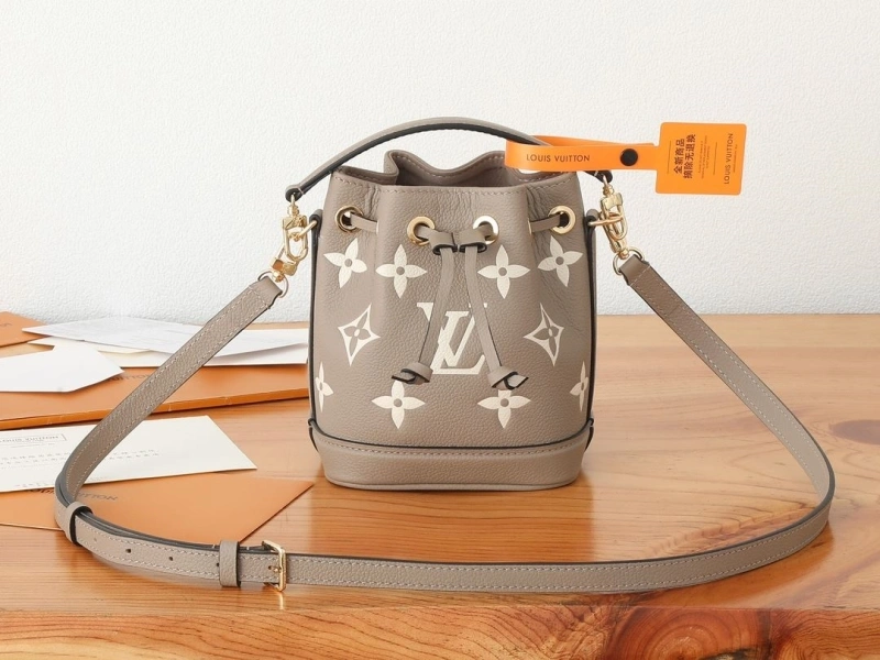 LV Bucket Bags 4233H-2578