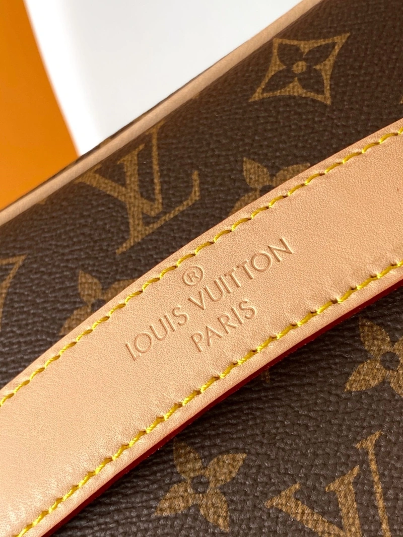 LV Cosmetic Bags 4233H-2644