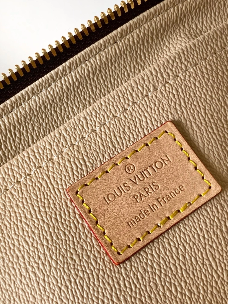 LV Cosmetic Bags 4233H-2644