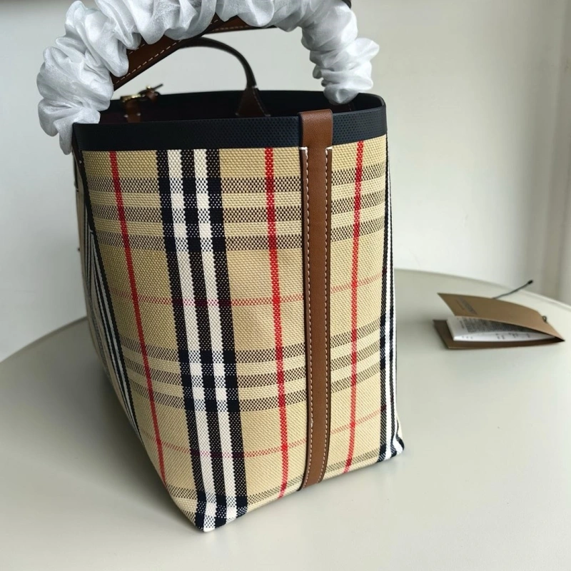 Bv*b*rry shopping bags 4237f-0091