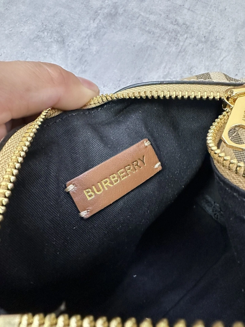 Bv*b*rry speedy bags 4237f-0138