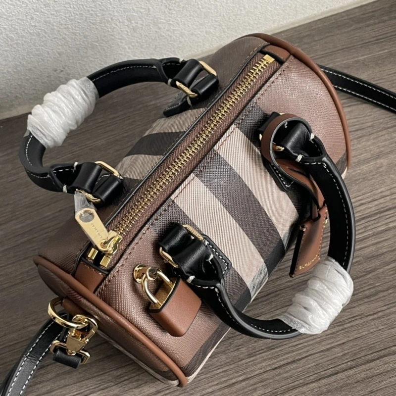 Bv*b*rry speedy bags 4237f-0140
