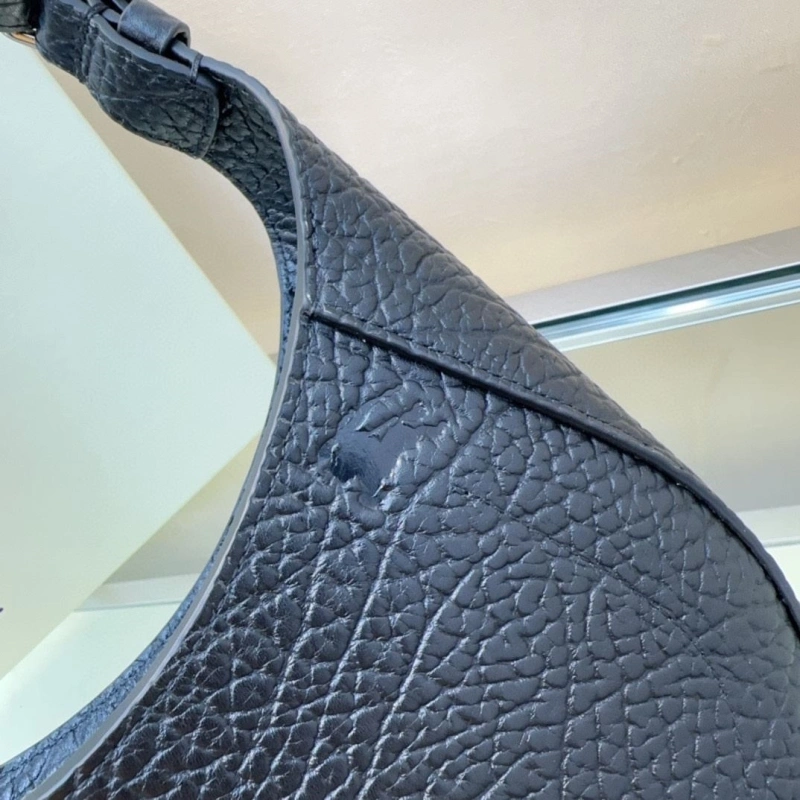 Bv*b*rry top handle bags 4237f-0266