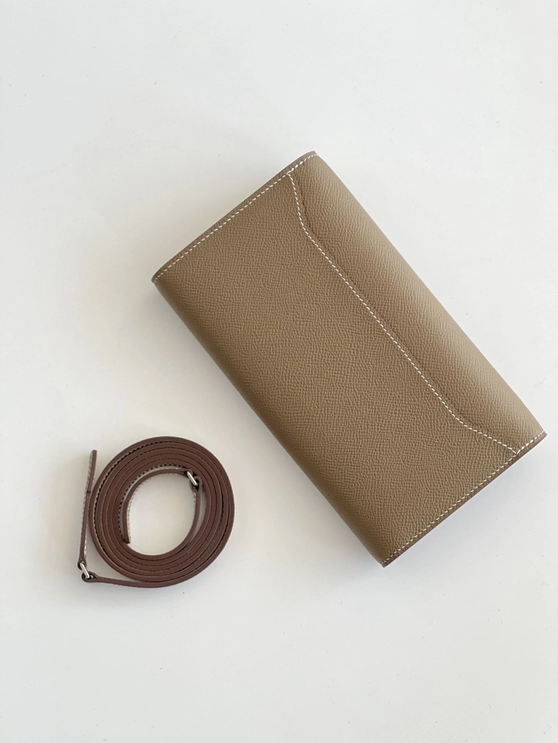 H**me5 wallets 4248c-0086