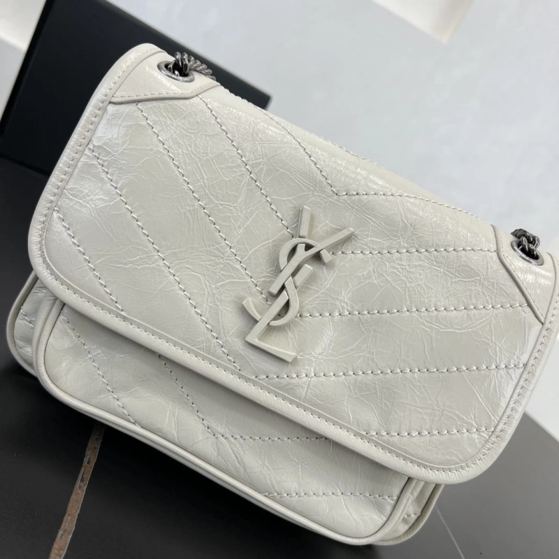 Y51 top handle bags 4250b-0020