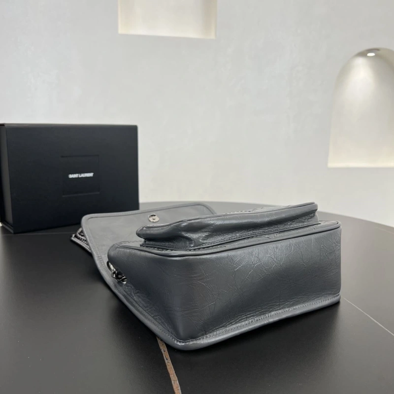 Y51 top handle bags 4250b-0021
