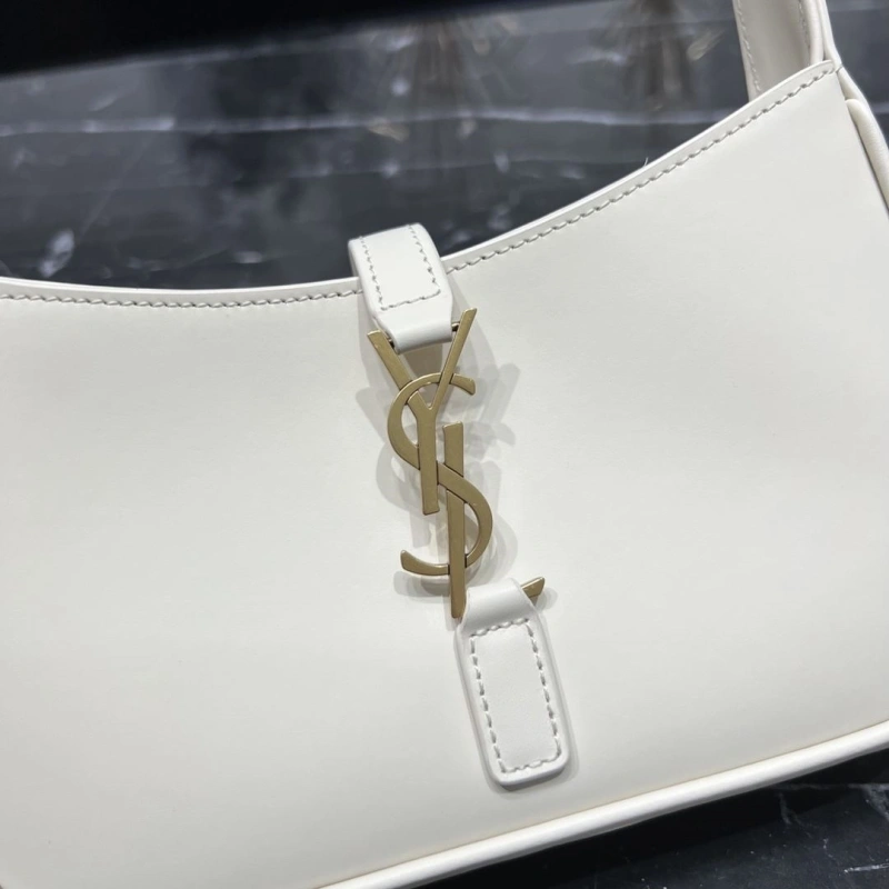 Y51 top handle bags 4250h-0082