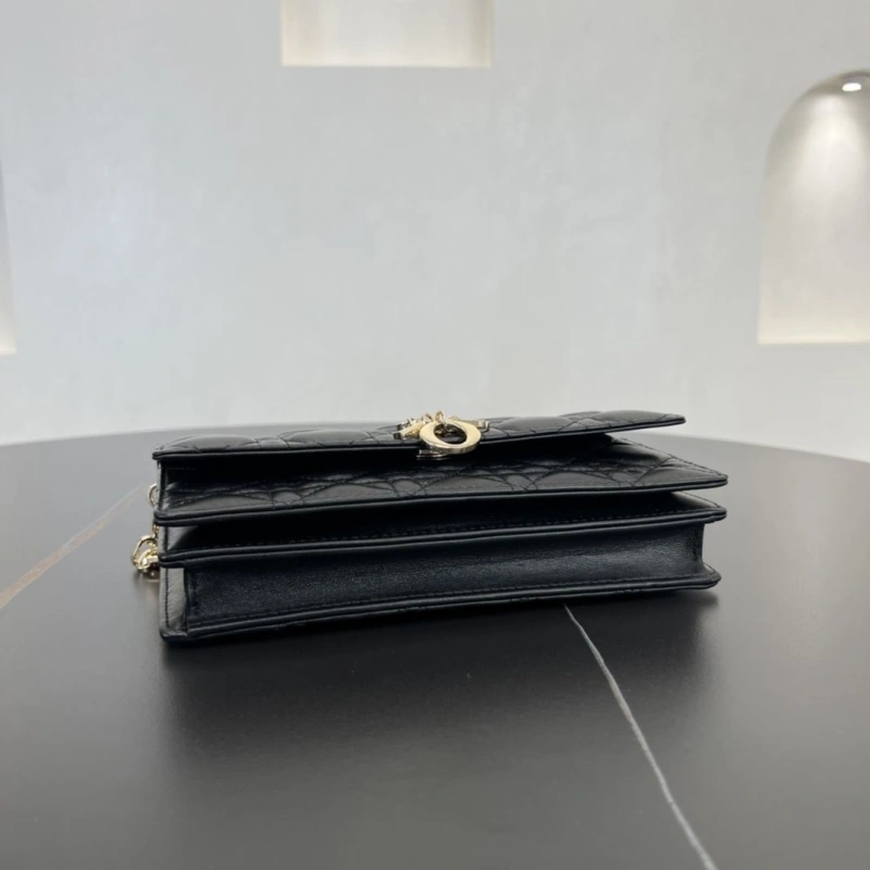 D10r top handle bags 4250i-0025