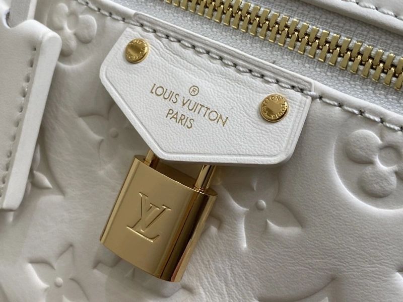 LV Cosmetic Bags 4286A-0113