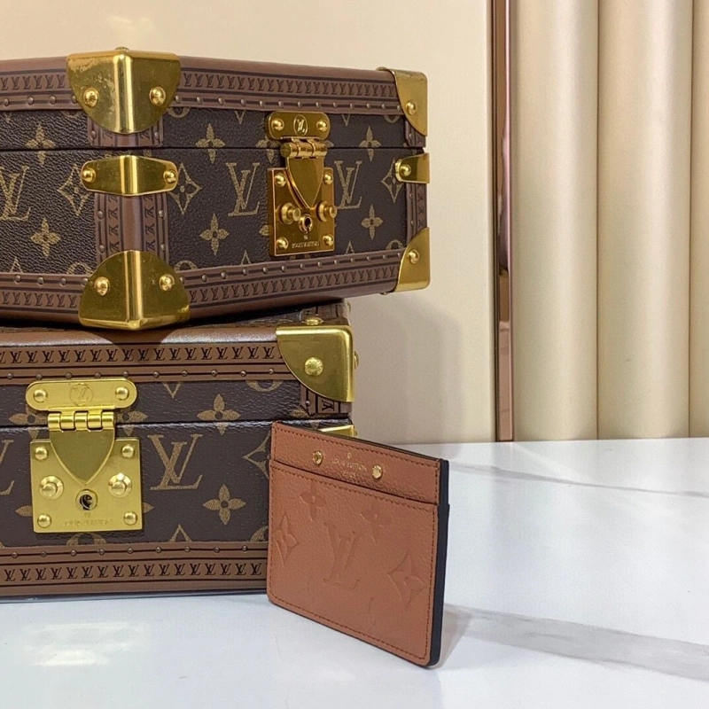 LV Wallets 4286A-0212
