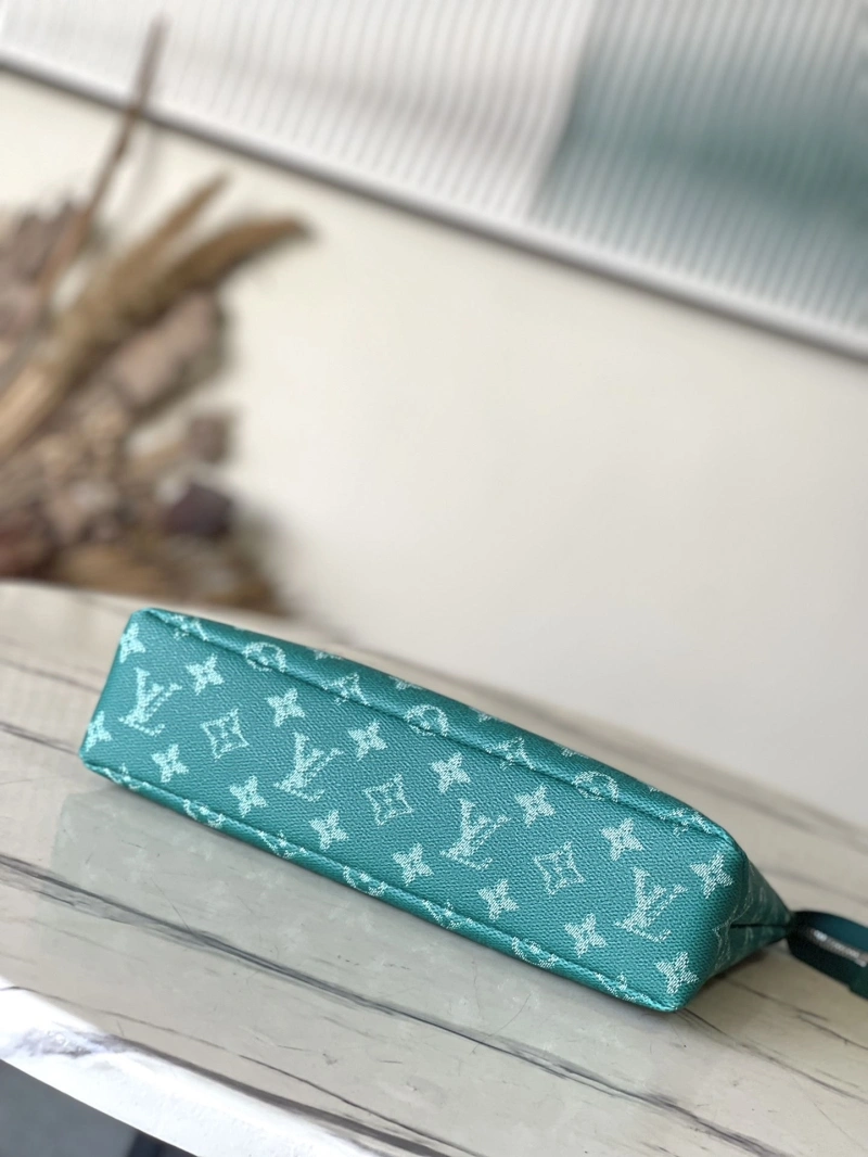 LV Clutch Bags 4286A-0252