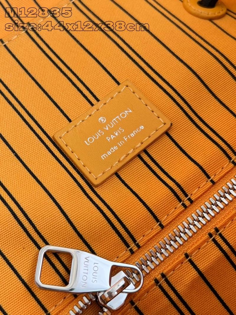 LV Backpacks 4286A-0302