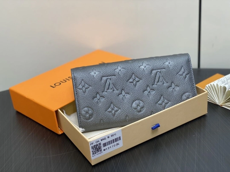 LV Wallets 4286A-0313